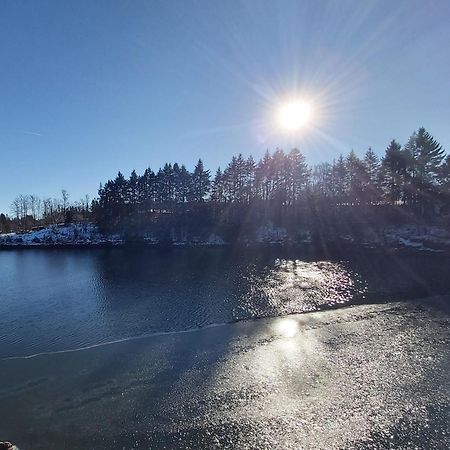 La Taniere Du Lac Robertville Exterior foto